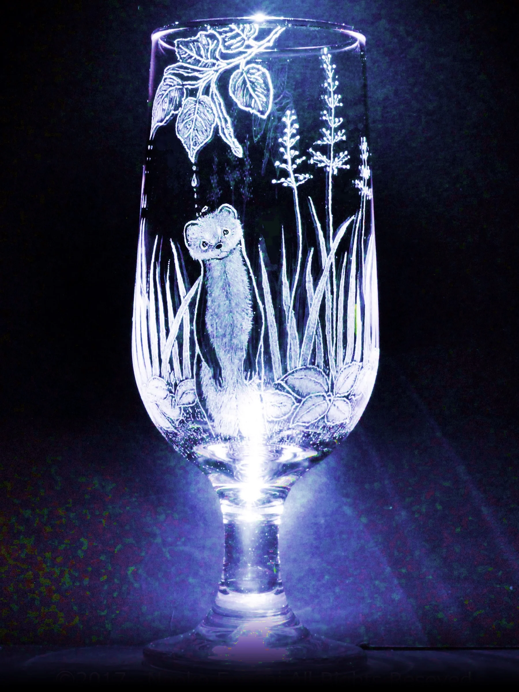 After the squall — Stoat engraved on a glass glass by Neo Vidro